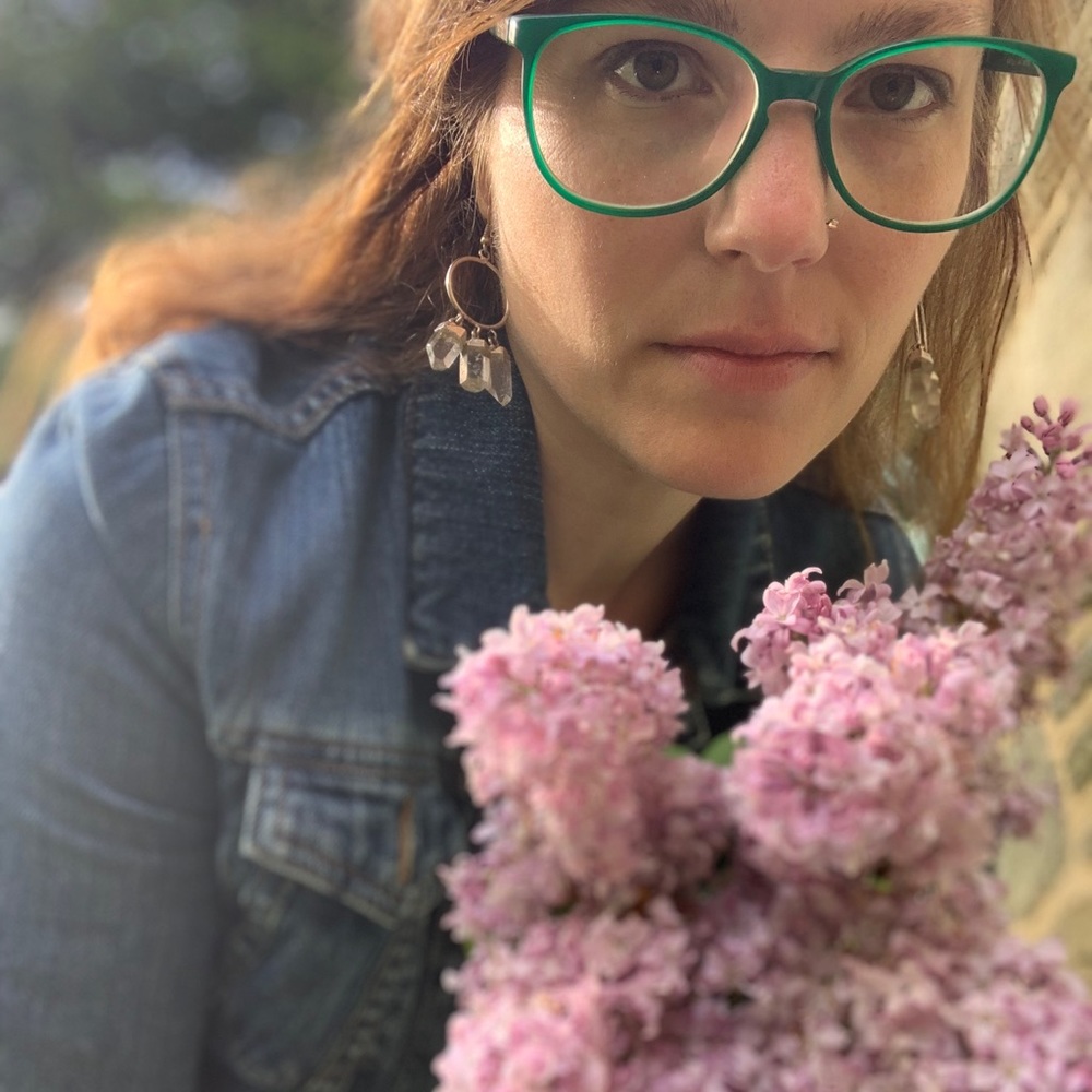 Meet your Posher, Hilary zainab